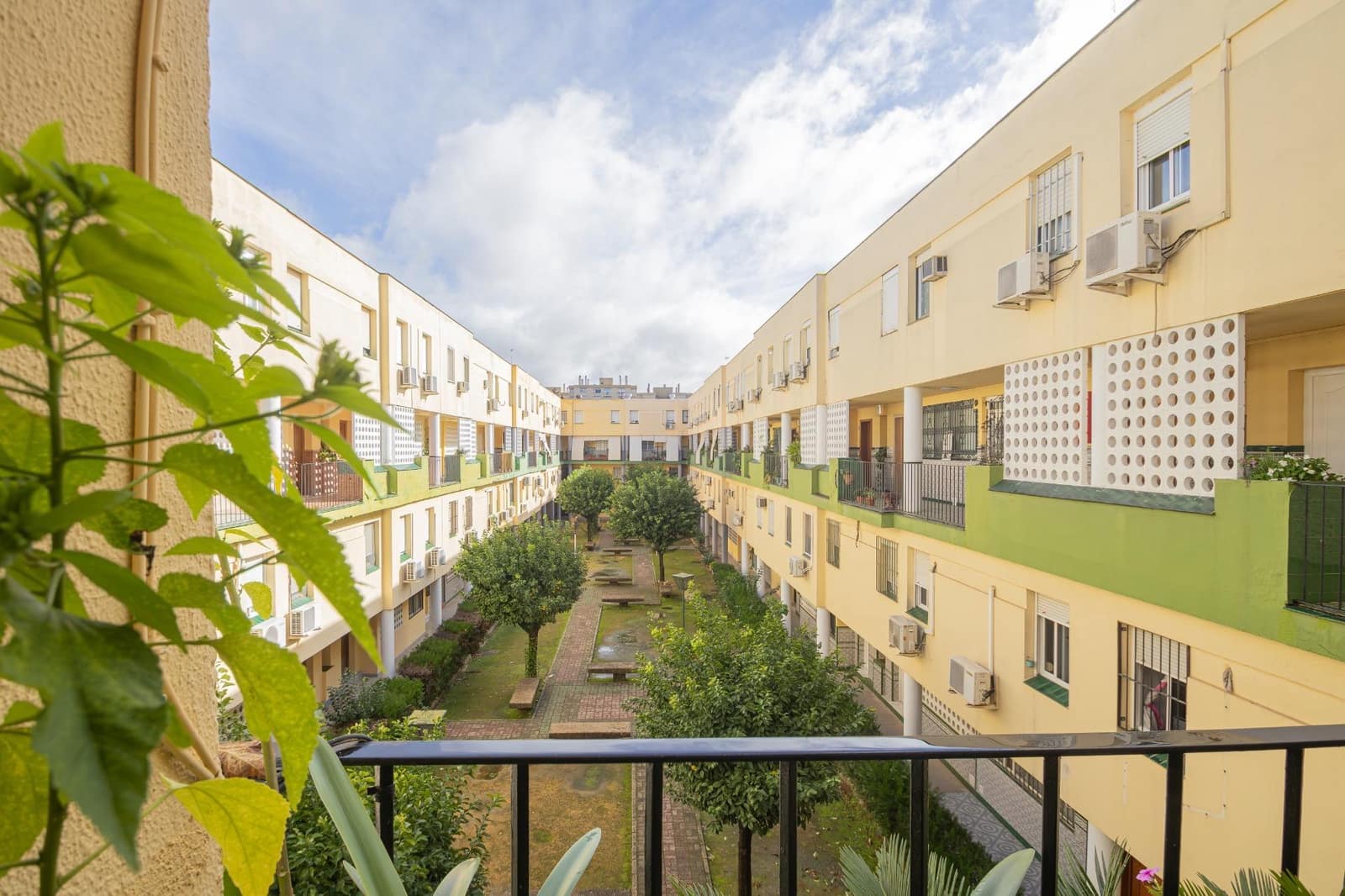 3 bedroom Apartment for sale in Seville city - € 220,000 (Ref: 9406732)