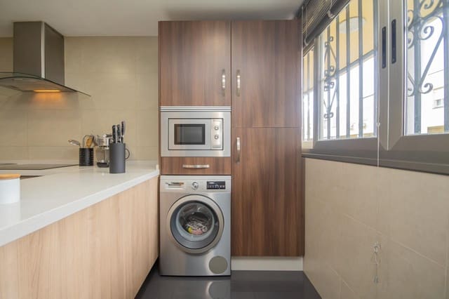 3 soverom Leilighet til salgs i Sevilla by - € 220 000 (Ref: 9406732)