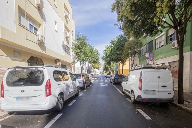 3 soverom Leilighet til salgs i Sevilla by - € 220 000 (Ref: 9406732)