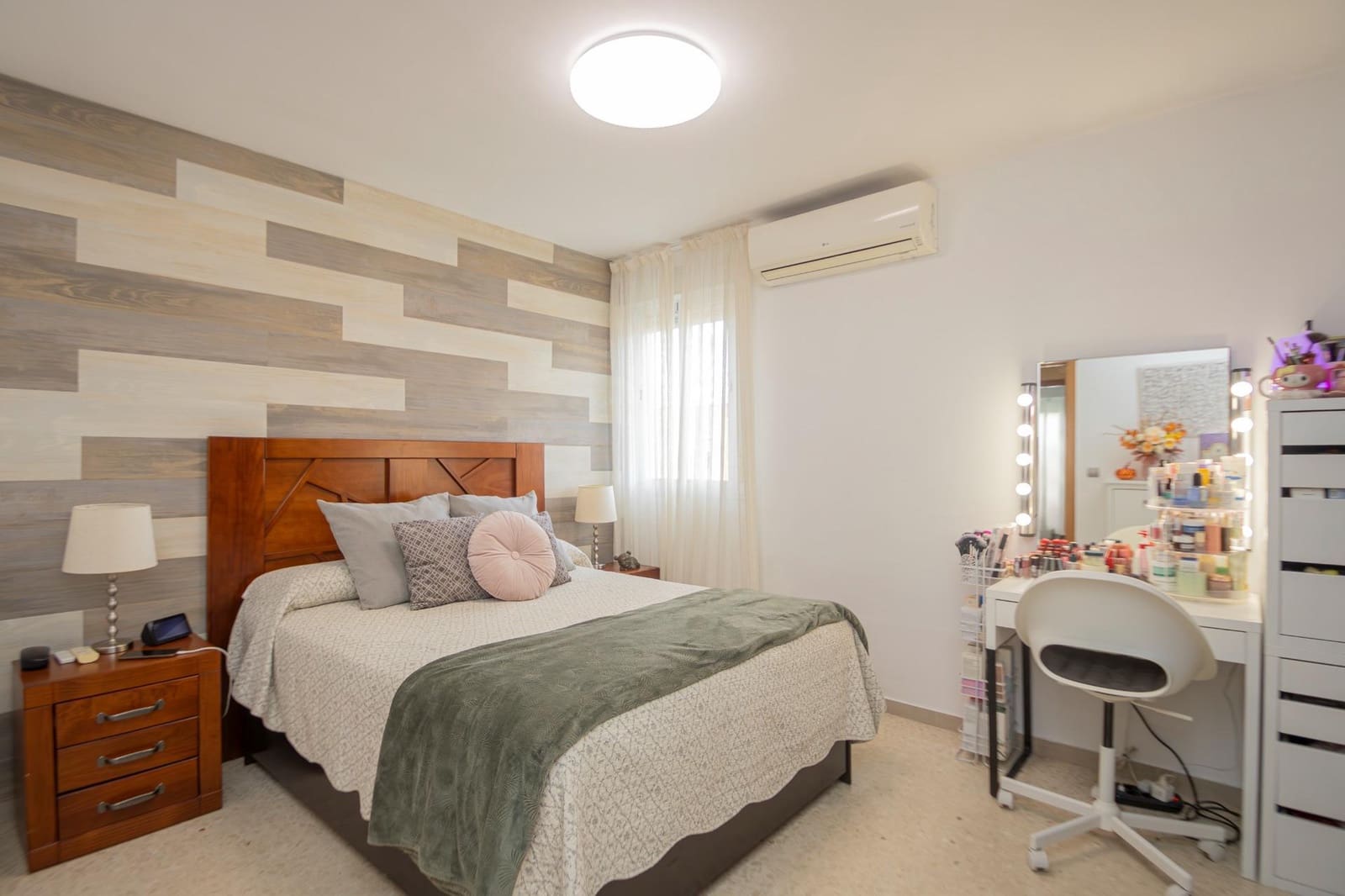 3 bedroom Apartment for sale in Seville city - € 220,000 (Ref: 9406732)