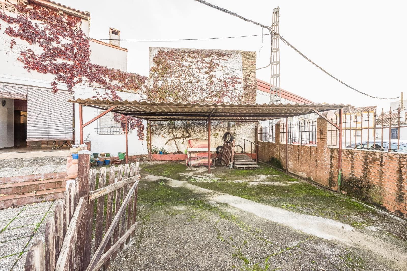 4 sypialnia Dom szeregowy na sprzedaż w El Ronquillo - 185 000 € (Ref: 9411077)