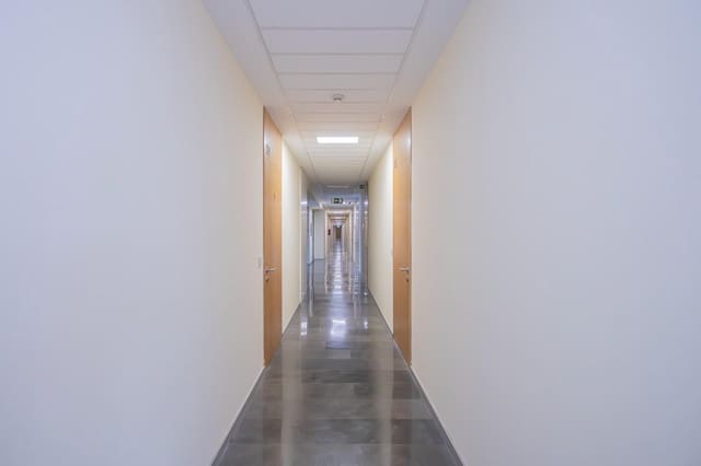 Kantoor te koop in Sevilla stad - € 51.000 (Ref: 9419884)