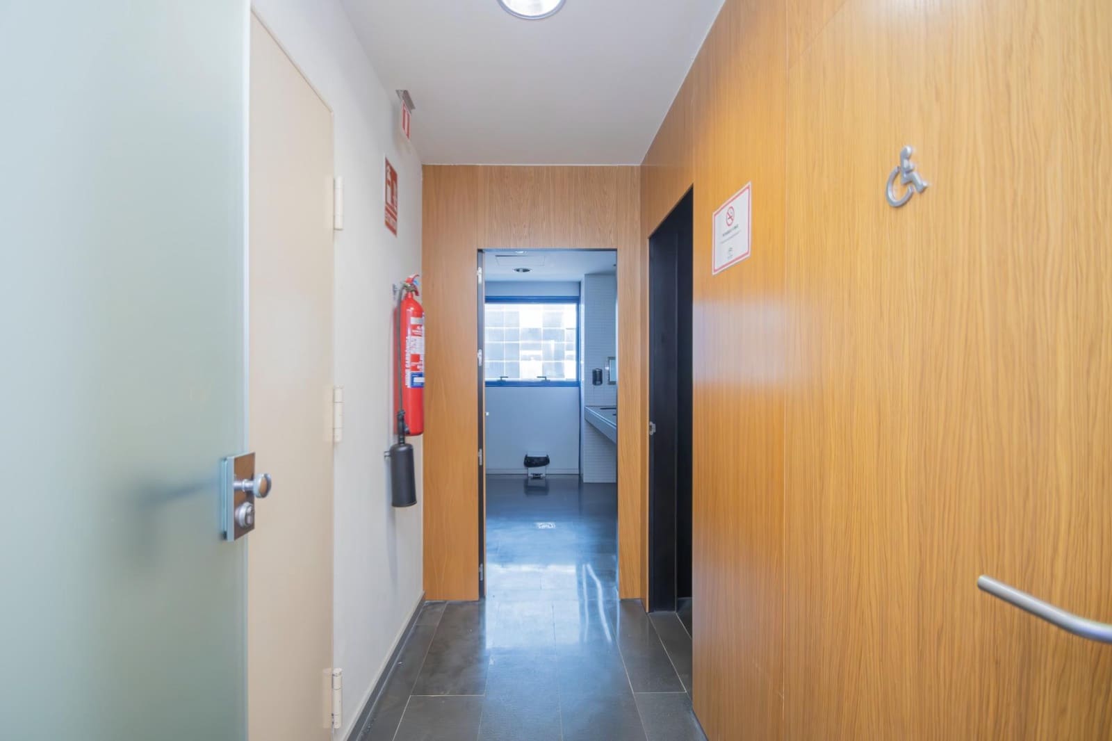 Biuro na sprzedaż w Miasto Sewilla - 51 000 € (Ref: 9419884)