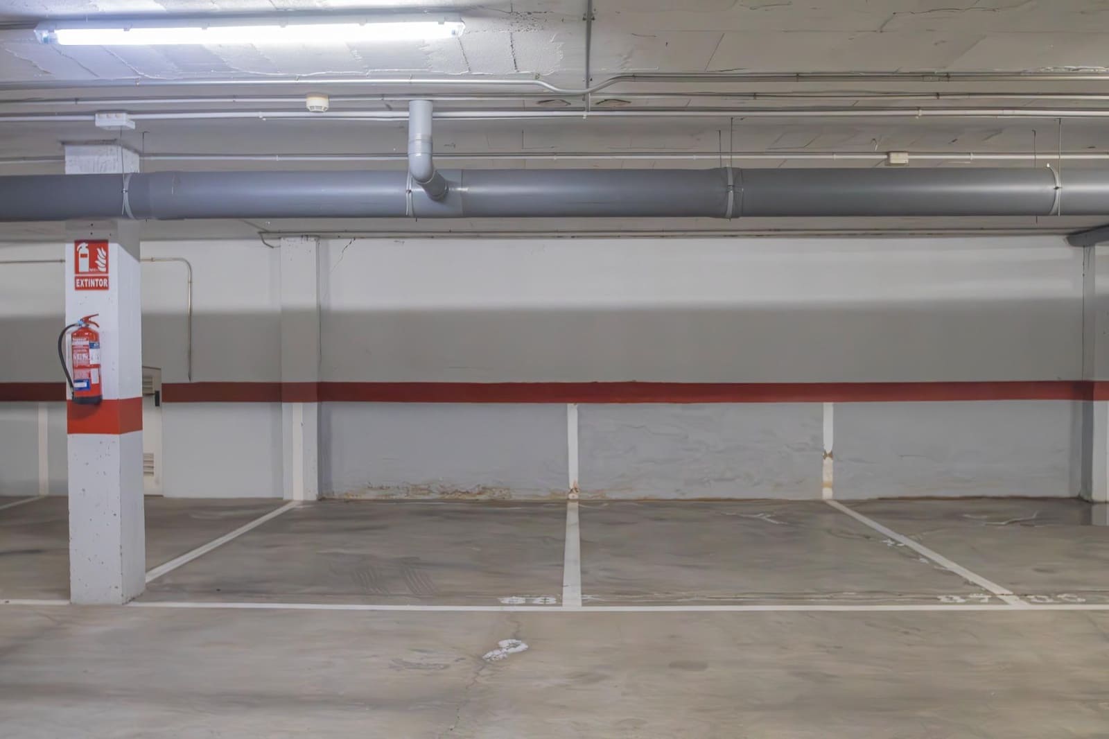 Office for sale in Seville city - € 46,000 (Ref: 9419884)