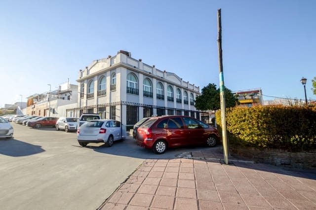 3 makuuhuone Kaupallinen myytävänä paikassa Mairena del Aljarafe - 600 000 € (Ref: 9431148)