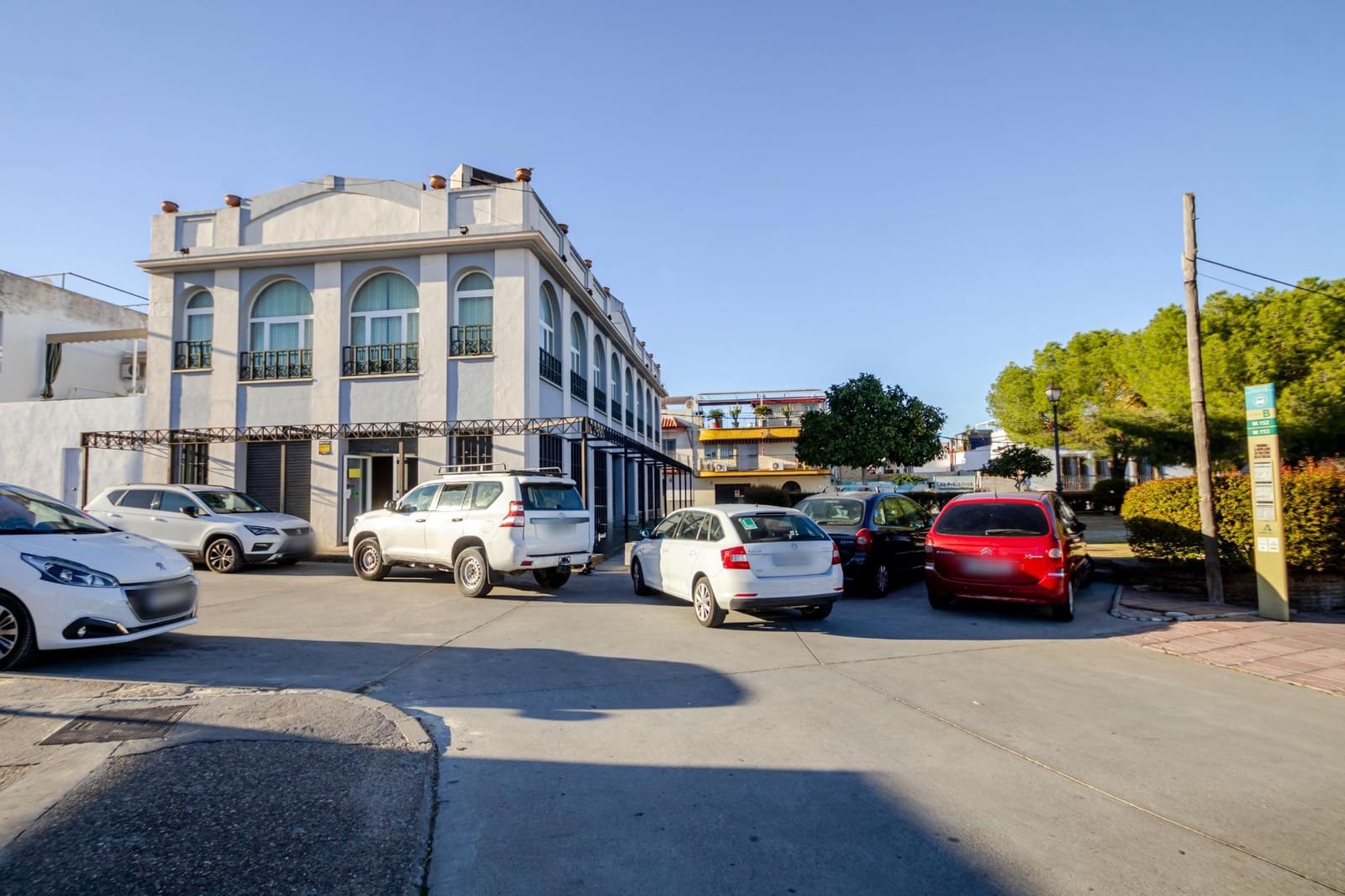 3 chambre Local Commercial à vendre à Mairena del Aljarafe - 600 000 € (Ref: 9431148)