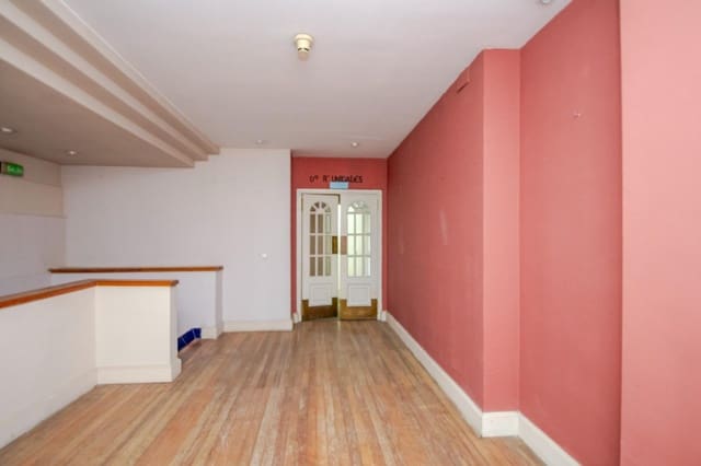 3 sypialnia Komercyjne na sprzedaż w Mairena del Aljarafe - 600 000 € (Ref: 9431148)