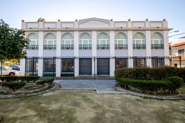 3 bedroom Commercial for sale in Mairena del Aljarafe - € 600,000 (Ref: 9431148)