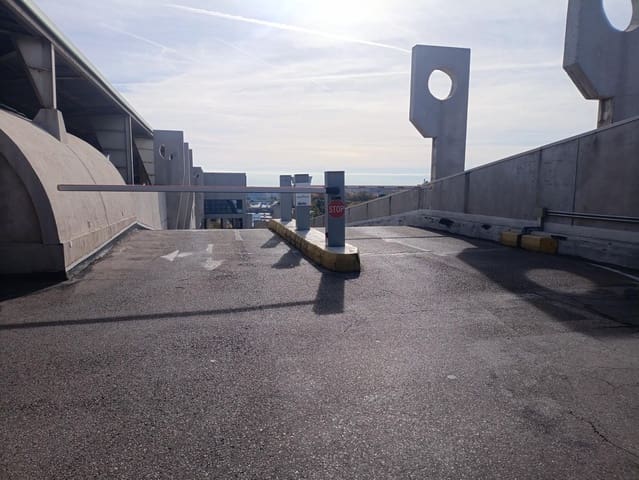 Virksomhed til salg i Valdefuentes, Madrid by - € 385.000 (Ref: 9435077)