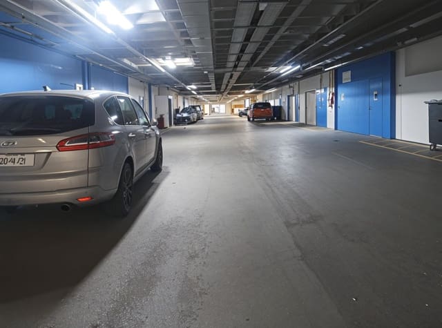 Yritys myytävänä paikassa Valdefuentes, Madrid kaupunki - 385 000 € (Ref: 9435077)