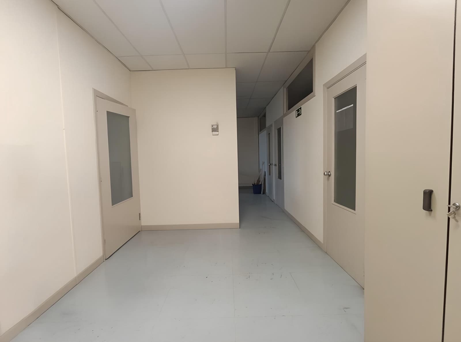 Business for sale in Madrid city - € 385,000 (Ref: 9435077)