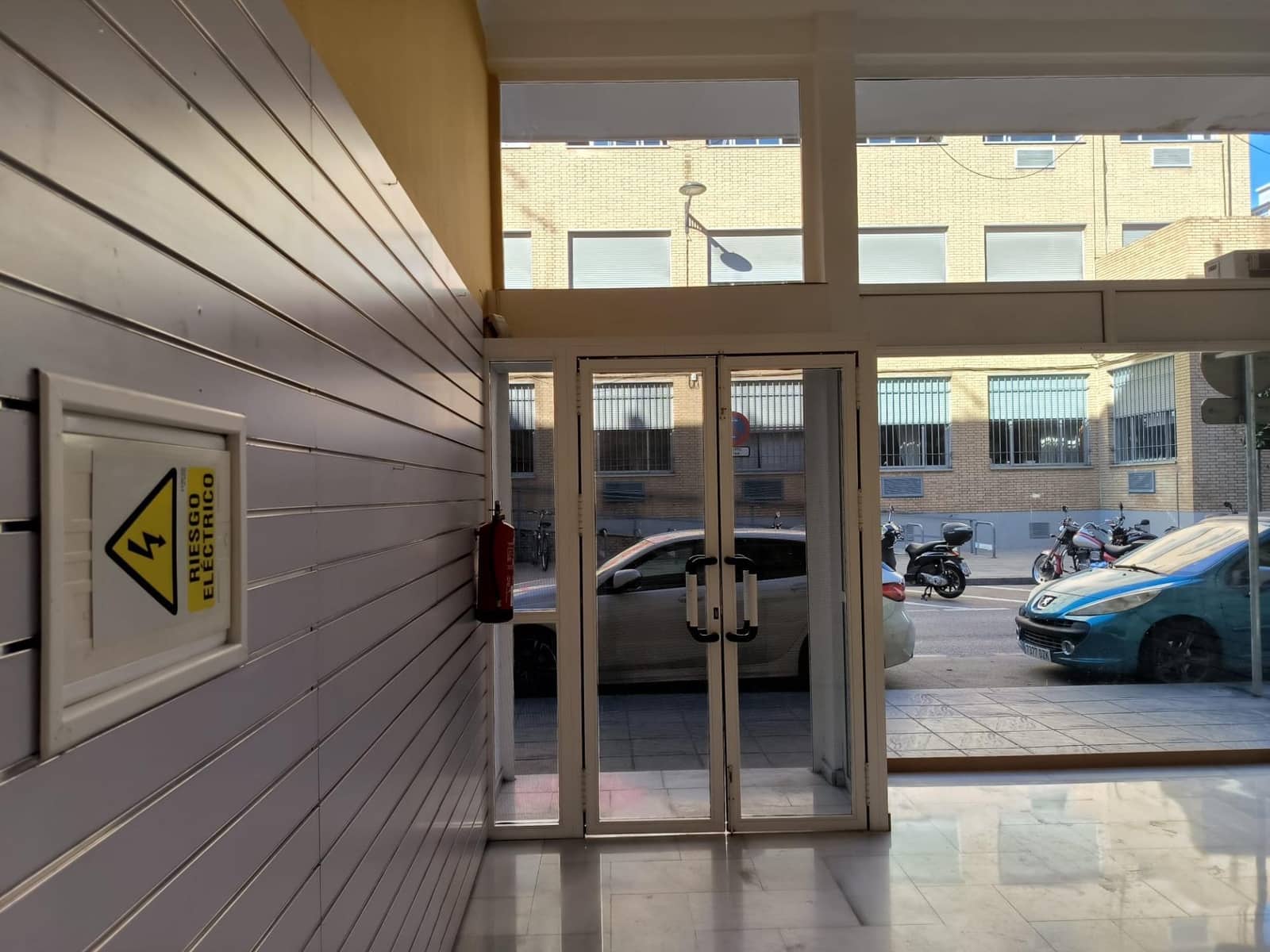 Gewerbe zu vermieten in Sevilla Stadt - 550 € (Ref: 9446461)