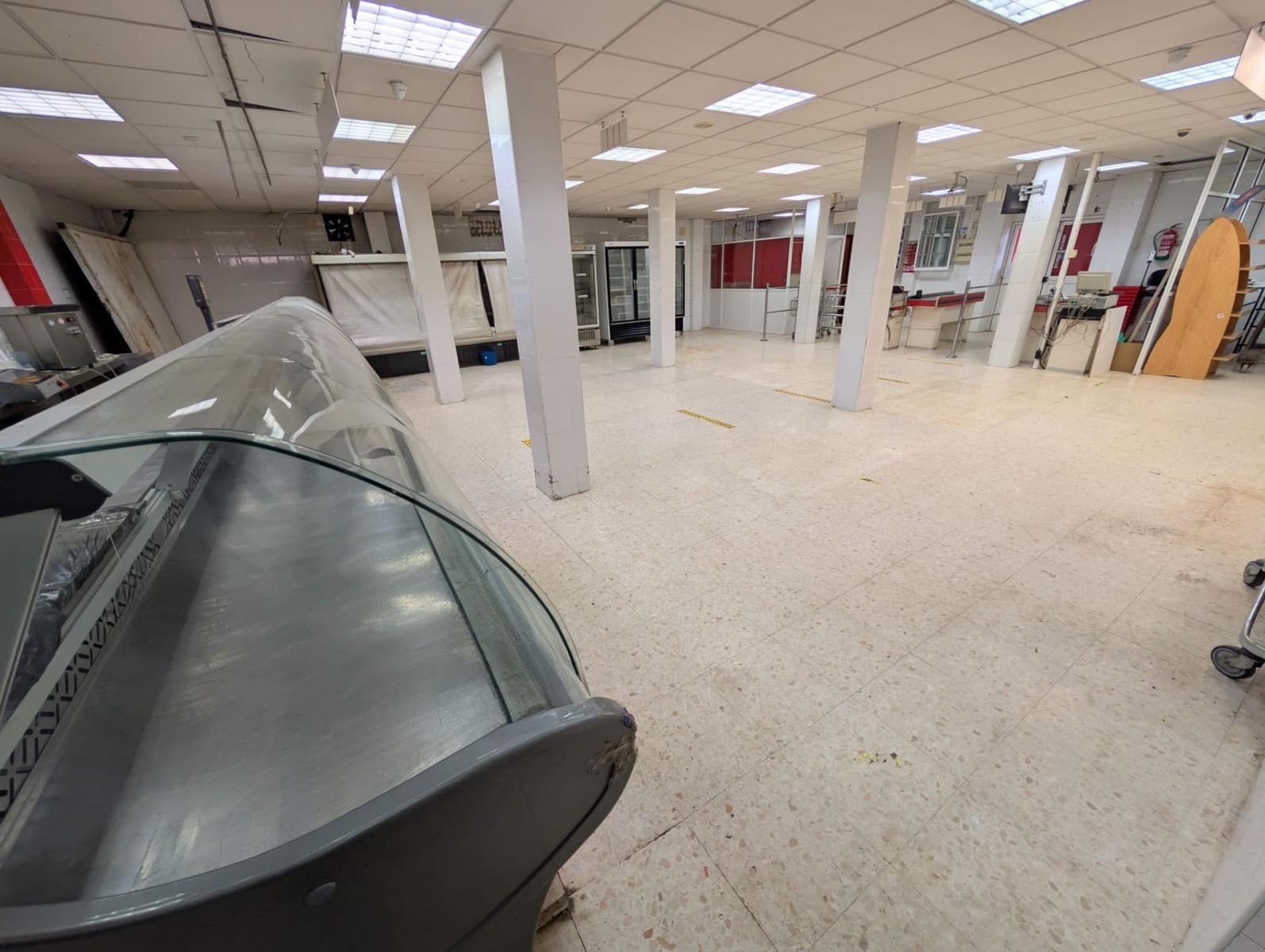 Local Comercial en Sevilla ciudad en venta - 110.000 € (Ref: 9449411)