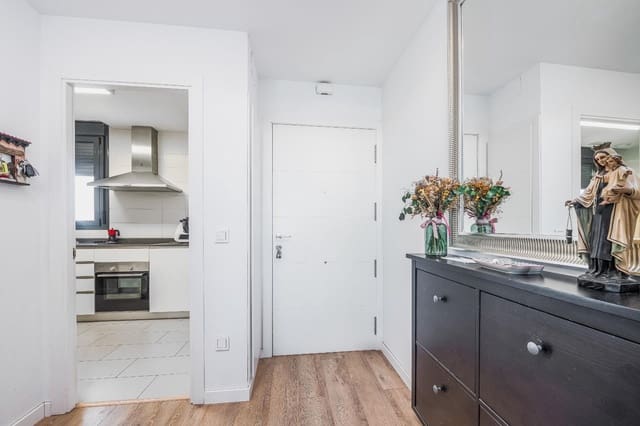 4 camera da letto Appartamento in vendita in Dos Hermanas con piscina - 390.000 € (Rif: 9482111)