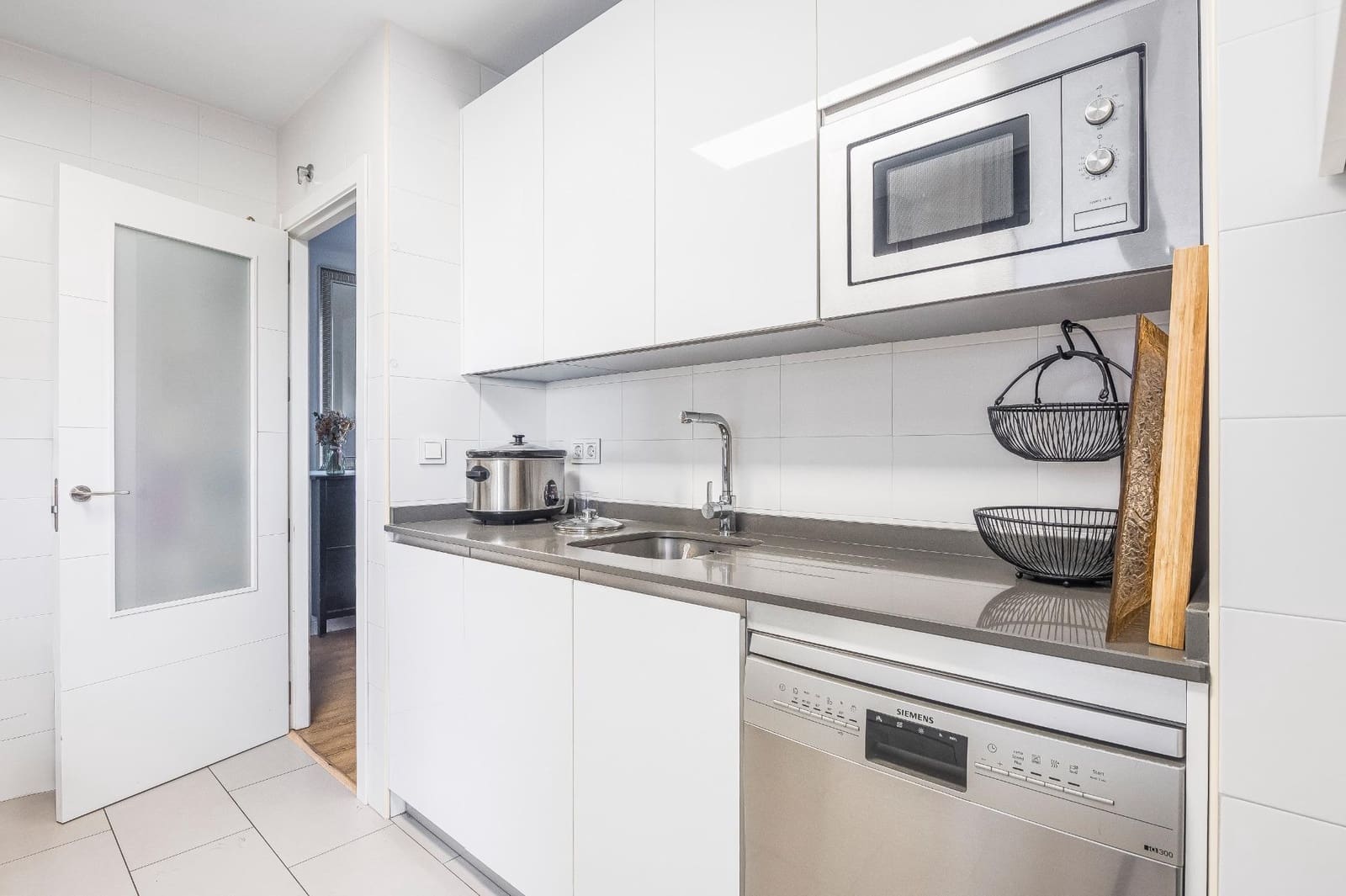 4 camera da letto Appartamento in vendita in Dos Hermanas con piscina - 390.000 € (Rif: 9482111)