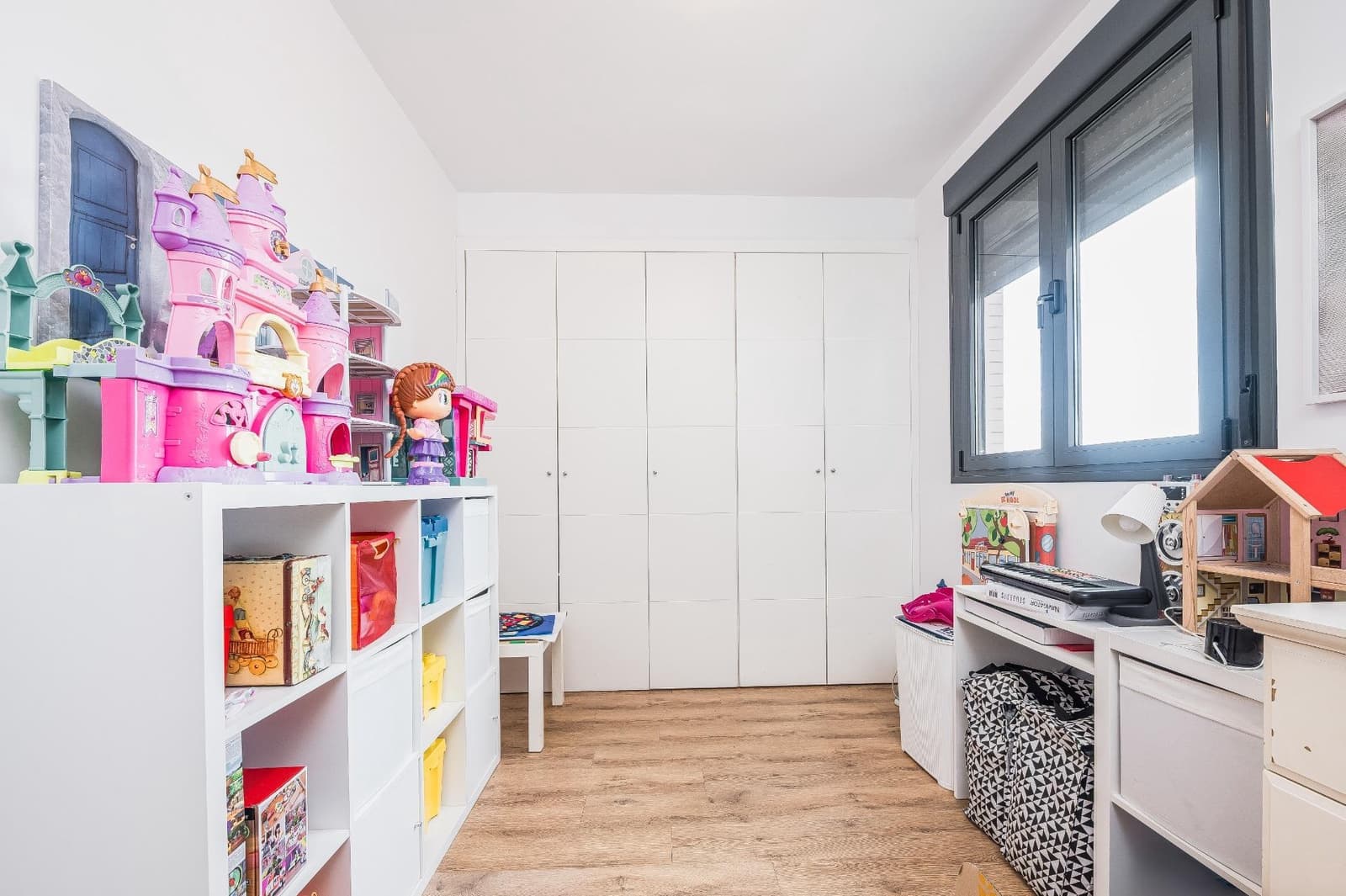 4 camera da letto Appartamento in vendita in Dos Hermanas con piscina - 390.000 € (Rif: 9482111)