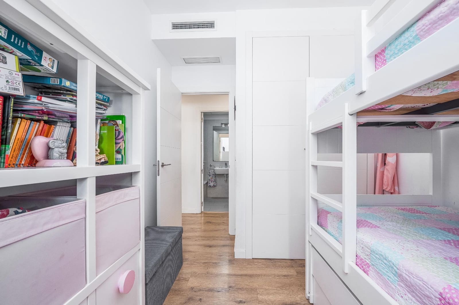 4 camera da letto Appartamento in vendita in Dos Hermanas con piscina - 390.000 € (Rif: 9482111)