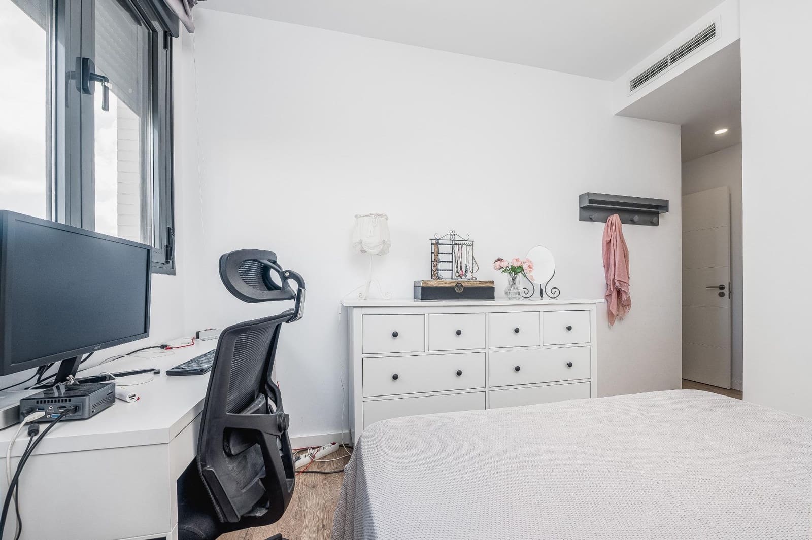 4 camera da letto Appartamento in vendita in Dos Hermanas con piscina - 390.000 € (Rif: 9482111)