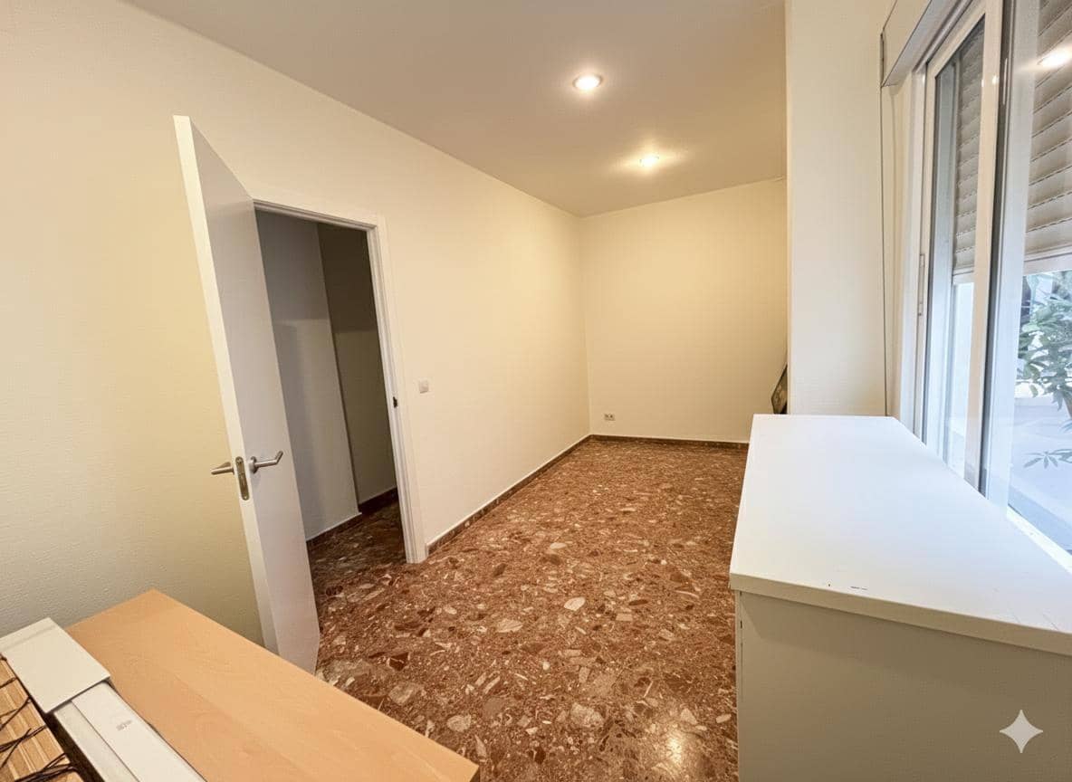 2 sovrum Lägenhet att hyra i Sevilla stad - 900 € (Ref: 9482112)