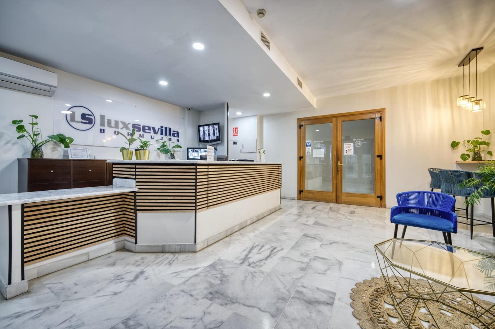 1 soveværelse Lejlighed til salg i Bormujos med swimmingpool garage - € 138.000 (Ref: 9488390)