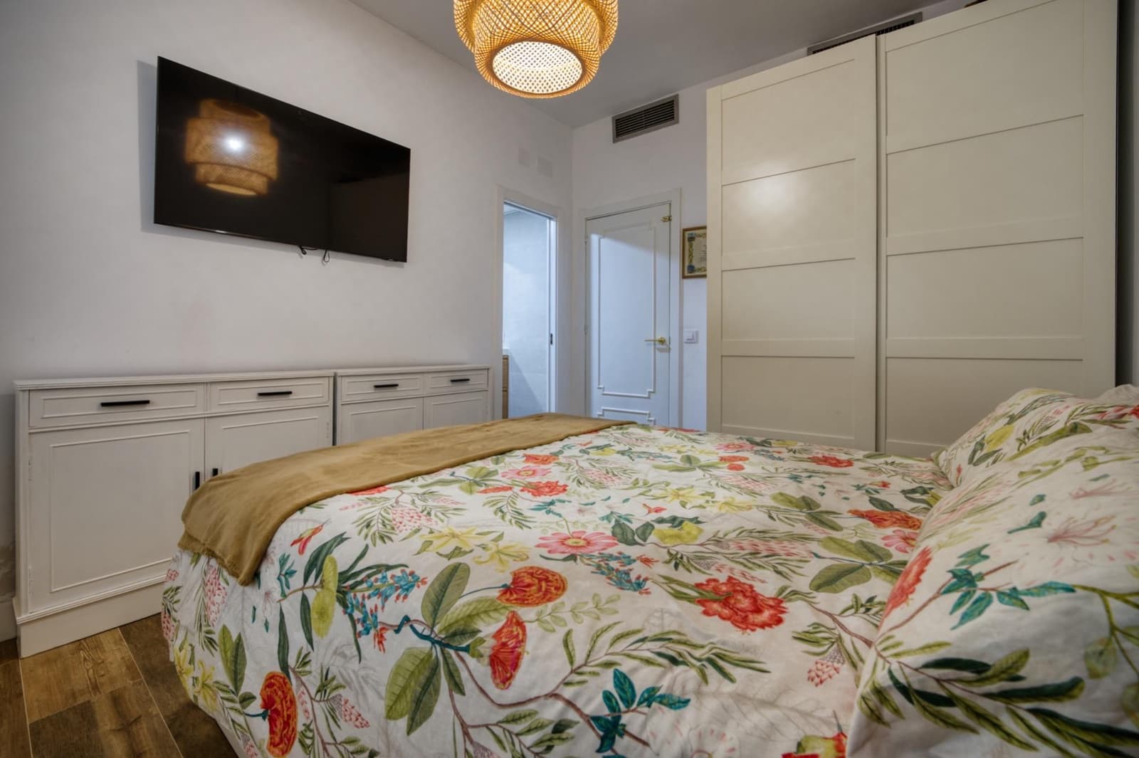 4 bedroom Flat for sale in Seville city - € 595,000 (Ref: 9502465)