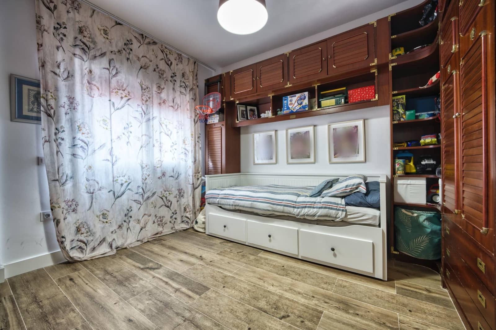 4 bedroom Flat for sale in Seville city - € 595,000 (Ref: 9502465)