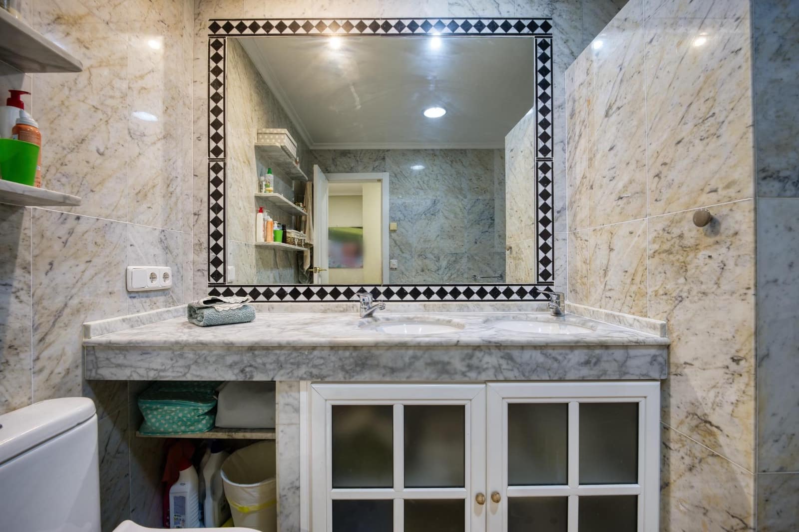 4 bedroom Flat for sale in Seville city - € 595,000 (Ref: 9502465)