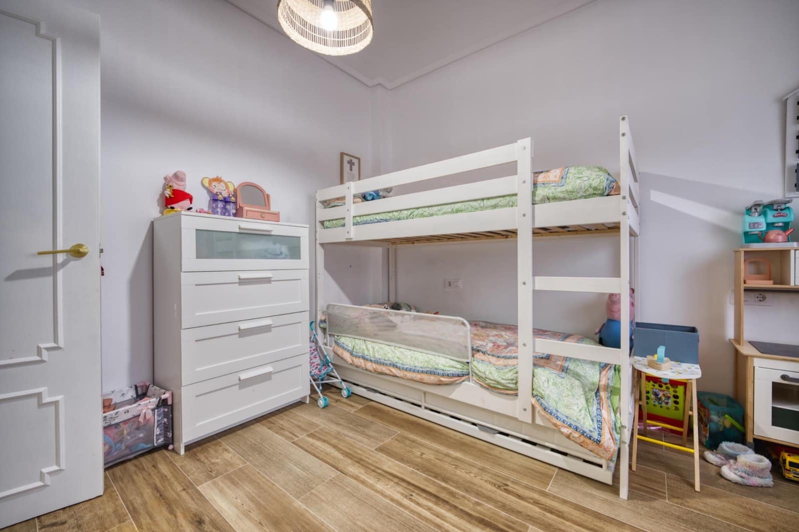 4 bedroom Flat for sale in Seville city - € 630,000 (Ref: 9502465)