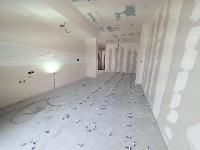 3 bedroom Townhouse for sale in Villanueva del Ariscal - € 175,000 (Ref: 9502467)