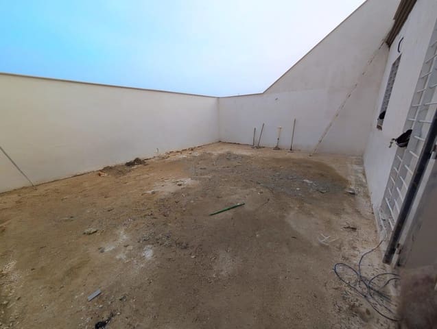 3 bedroom Townhouse for sale in Villanueva del Ariscal - € 175,000 (Ref: 9502467)