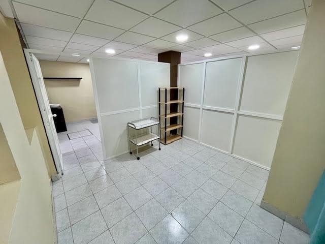 3 bedroom Commercial for sale in Dos Hermanas - € 55,000 (Ref: 9530886)