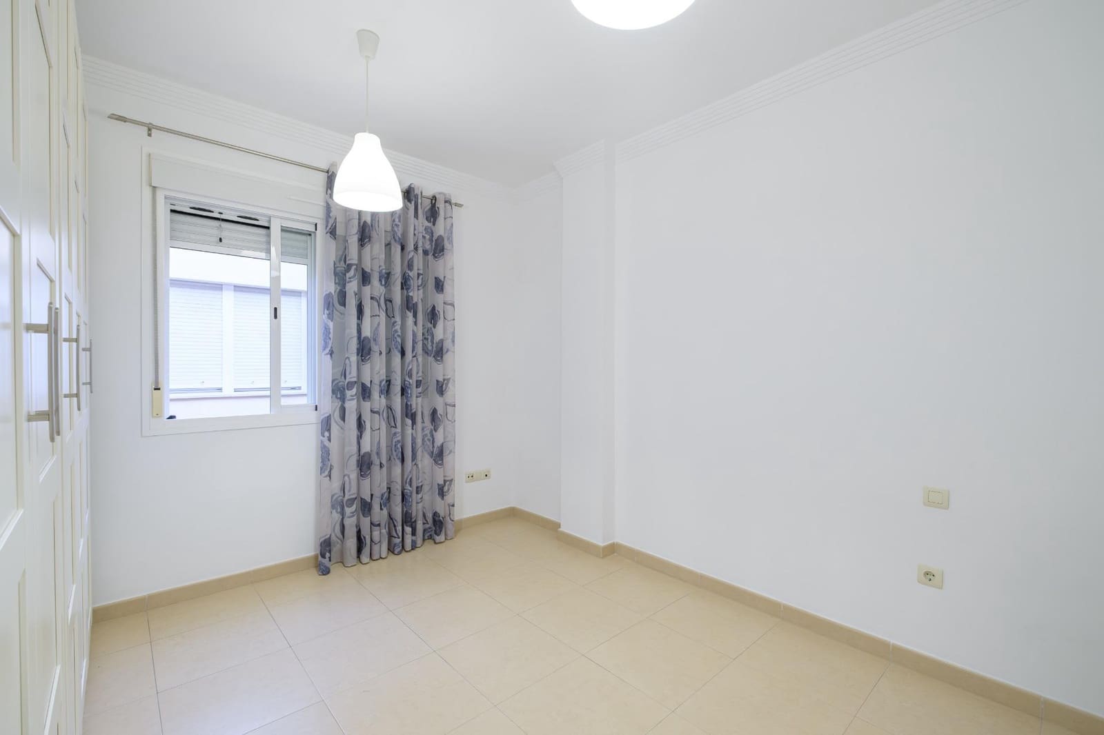 3 bedroom Terraced Villa for sale in Gelves with garage - € 219,900 (Ref: 9586626)