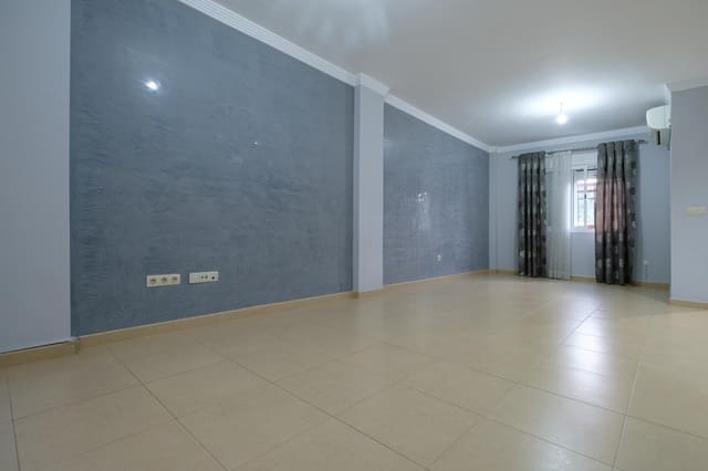 3 bedroom Terraced Villa for sale in Gelves with garage - € 219,900 (Ref: 9586626)