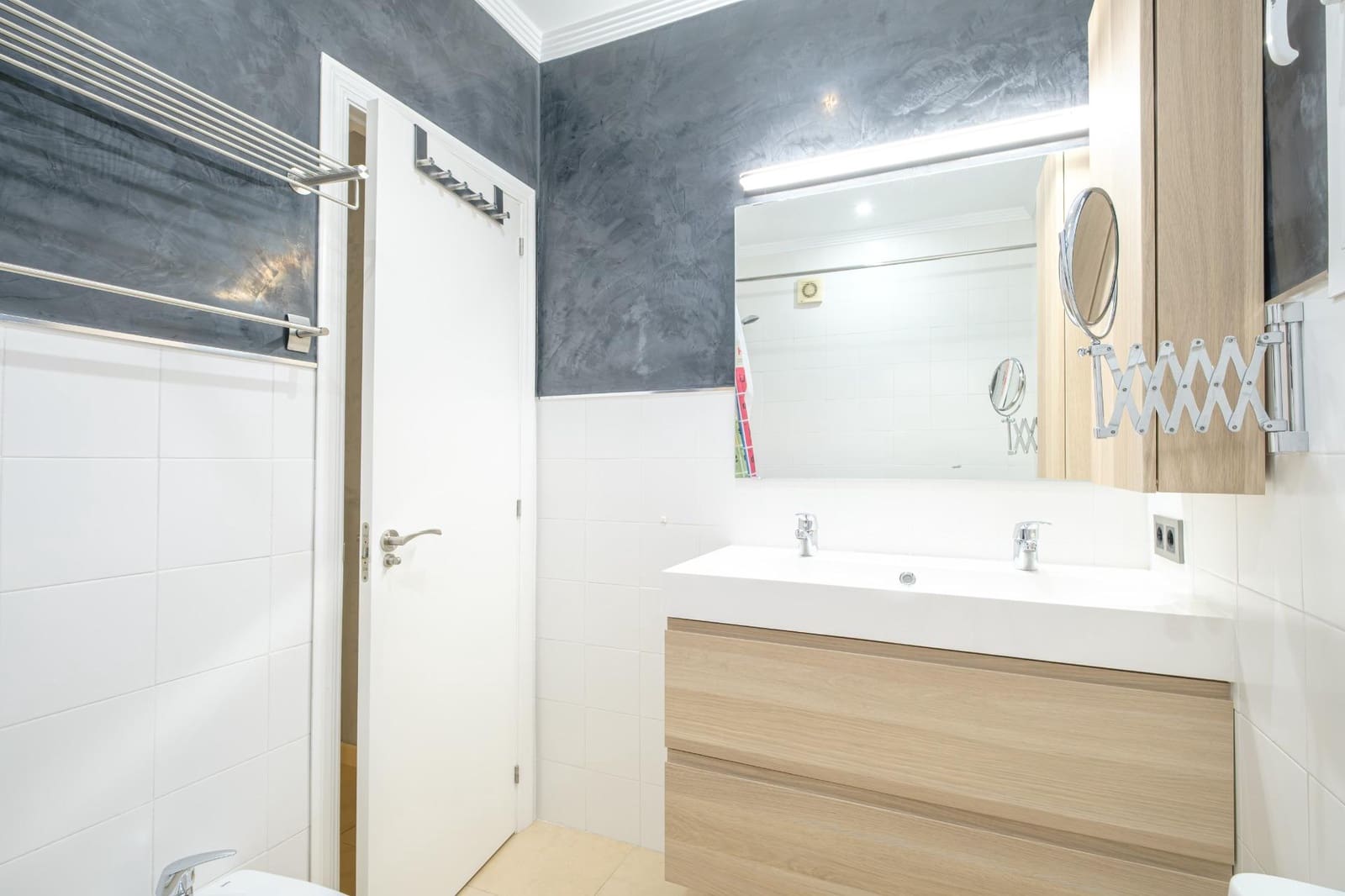 3 bedroom Terraced Villa for sale in Gelves with garage - € 219,900 (Ref: 9586626)