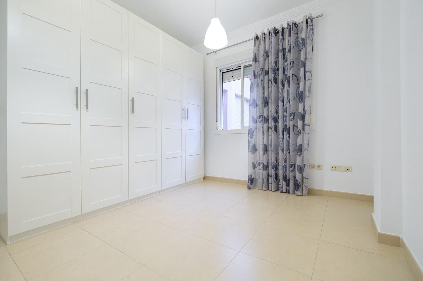 3 bedroom Terraced Villa for sale in Gelves with garage - € 219,900 (Ref: 9586626)