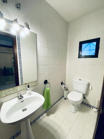 4 camera da letto Villetta a Schiera da affittare in Mairena del Aljarafe con garage - 1.175 € (Rif: 9596296)