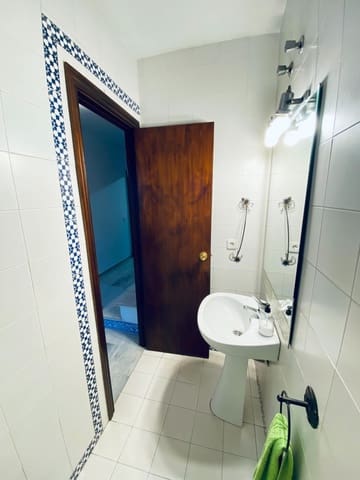 4 camera da letto Villetta a Schiera da affittare in Mairena del Aljarafe con garage - 1.175 € (Rif: 9596296)