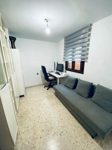 4 camera da letto Villetta a Schiera da affittare in Mairena del Aljarafe con garage - 1.175 € (Rif: 9596296)