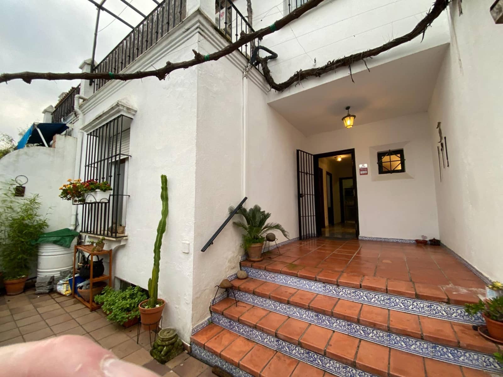 4 bedroom Terraced Villa for rent in Mairena del Aljarafe with garage - € 1,175 (Ref: 9596296)