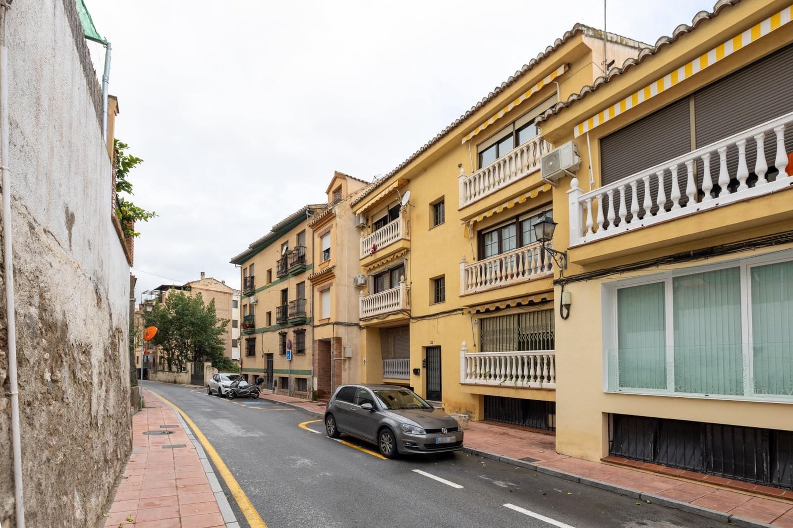 Piso de 2 habitaciones en La Zubia en venta - 140.000 € (Ref: 9608164)