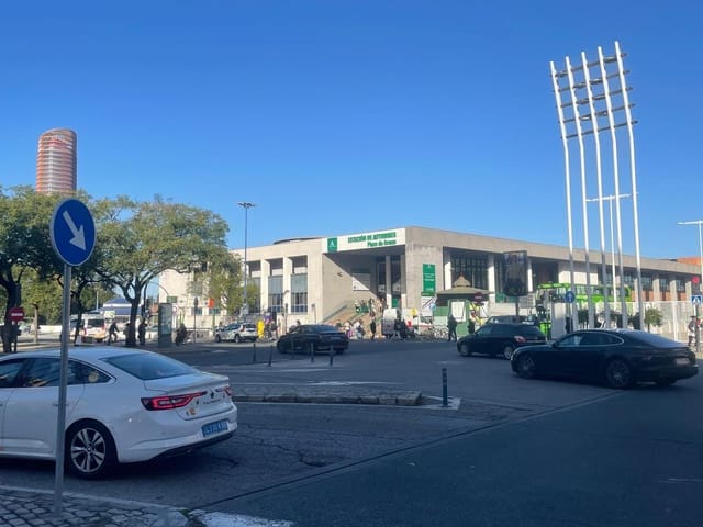 4 soverom Leilighet til salgs i Sevilla by - € 450 000 (Ref: 9615646)