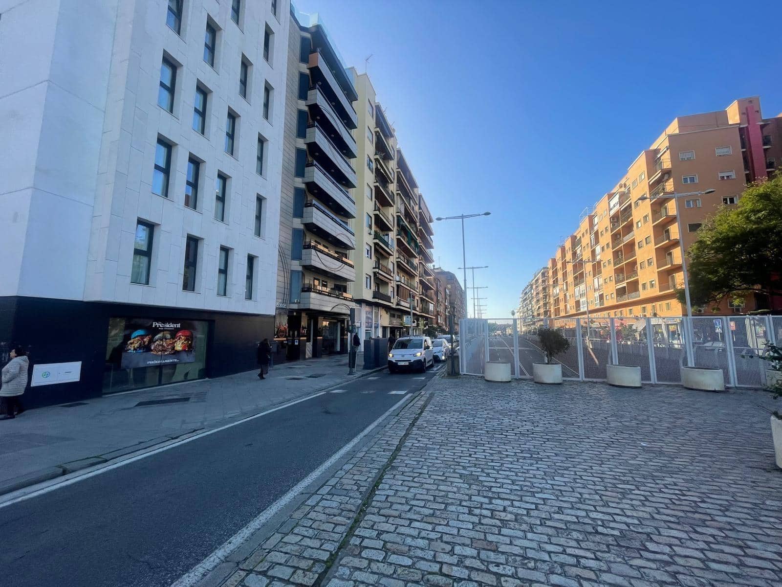 Piso de 4 habitaciones en Sevilla ciudad en venta - 435.000 € (Ref: 9615646)