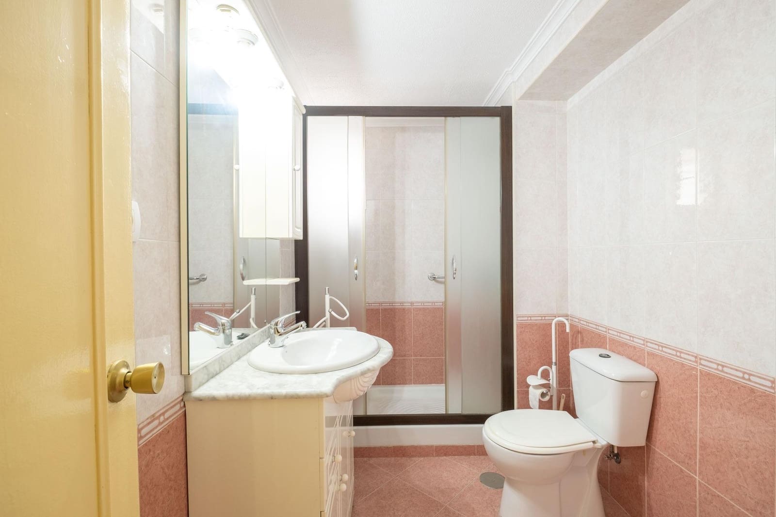 3 soveværelse Lejlighed til salg i Sevilla by - € 179.900 (Ref: 9615647)