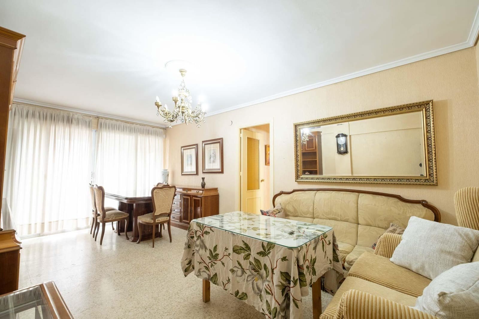 3 soveværelse Lejlighed til salg i Sevilla by - € 179.900 (Ref: 9615647)