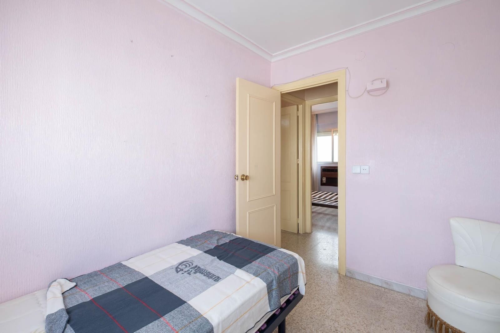 3 bedroom Flat for sale in Seville city - € 179,900 (Ref: 9615647)