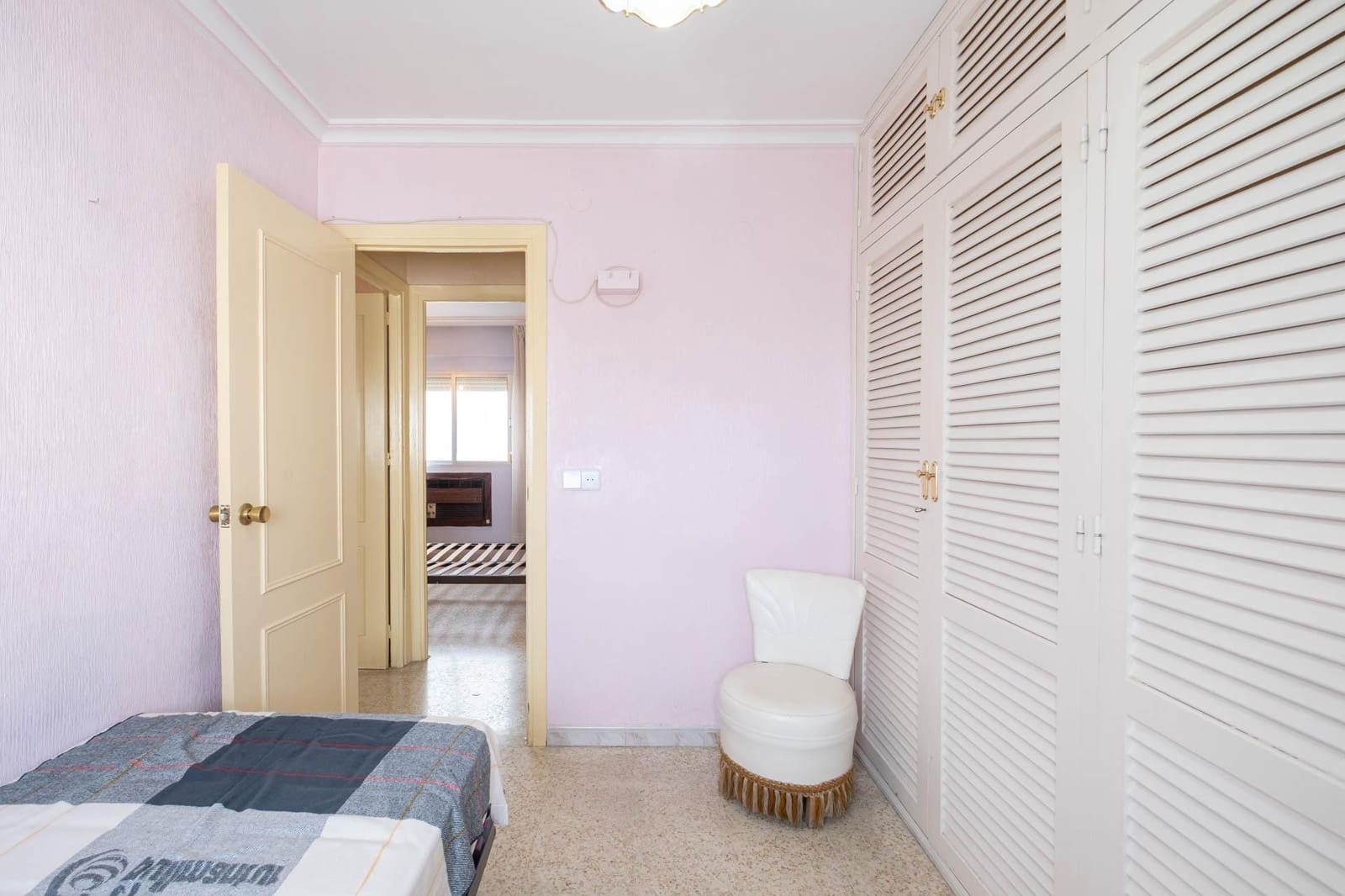 3 bedroom Flat for sale in Seville city - € 179,900 (Ref: 9615647)