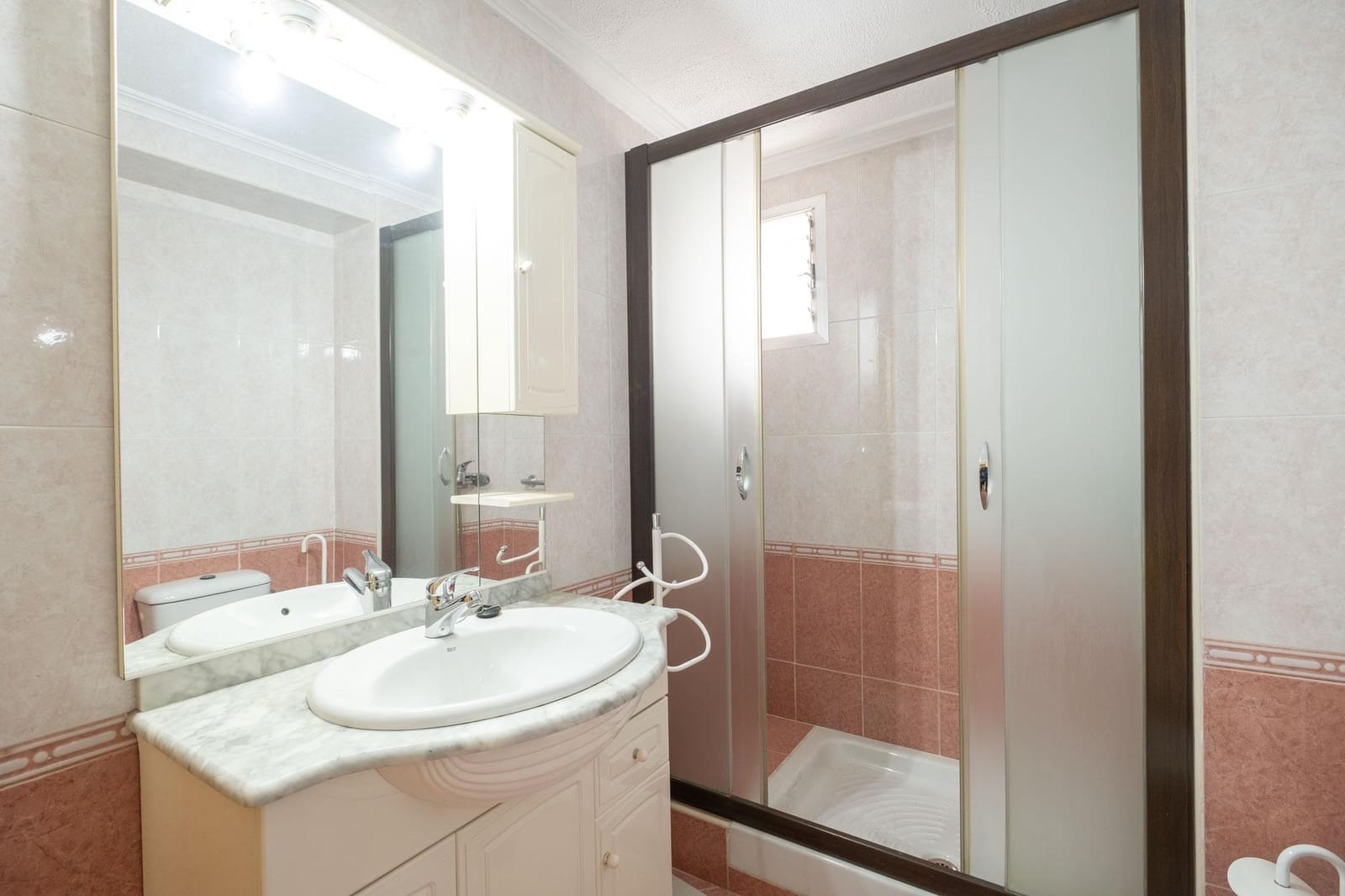 3 bedroom Flat for sale in Seville city - € 179,900 (Ref: 9615647)