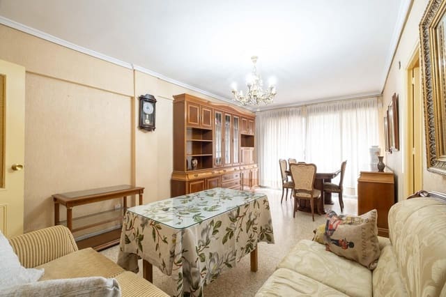 3 makuuhuone Asunto myytävänä paikassa Sevilla kaupunki - 179 900 € (Ref: 9615647)