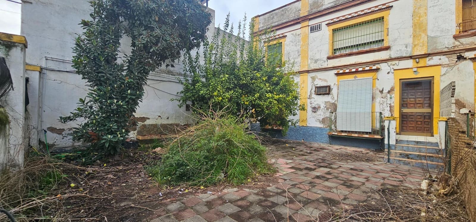Adosado de 3 habitaciones en La Algaba en venta - 145.000 € (Ref: 9625806)