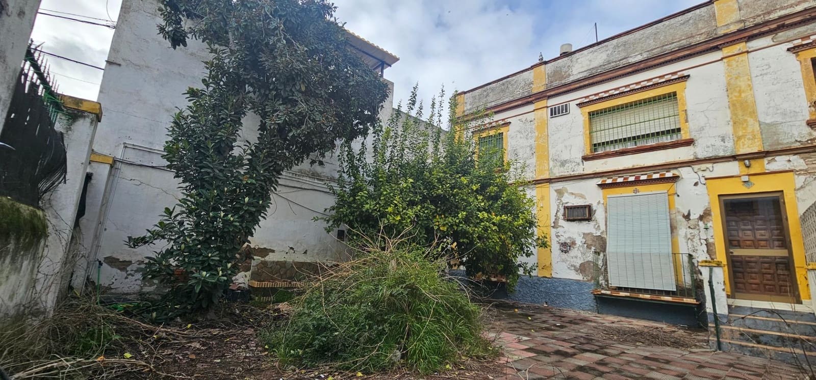 Adosado de 3 habitaciones en La Algaba en venta - 145.000 € (Ref: 9625806)